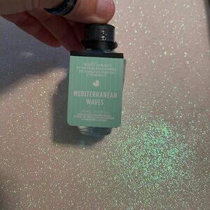 Bath & Body Works Mediterranean Waves Wallflowers Refill - Mint and Black